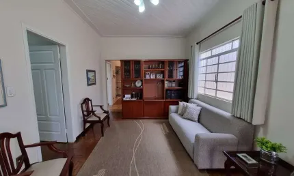 Casa de 2 dormitórios à venda por R$350.000 e locação por R$2.034,00 - Chácara Braz Miraglia, Jaú, SP