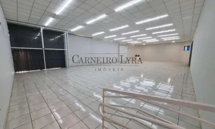 Ponto comercial com 12 salas para alugar no Jardim Ferreira Dias, Jaú  por R$ 12.000