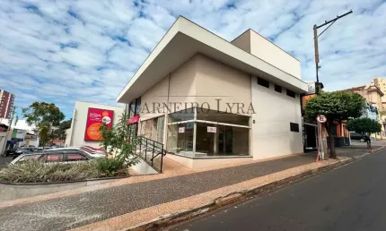 Ponto comercial com 3 salas para alugar no Centro, Jaú 