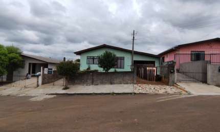 Casa com 3 dormitórios à venda, 140 m² por R$ 270.000 - Conradinho - Guarapuava/PR