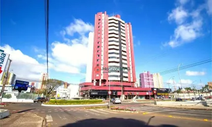 Apartamento com 3 dormitórios à venda, 176 m² por R$ 795.000 - Centro - Guarapuava/PR