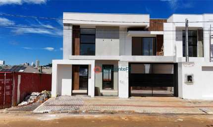 Sobrado com 3 dormitórios à venda, 203 m² por R$ 1.100.000,00 - Alto da XV - Guarapuava/PR
