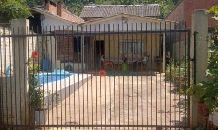 Casa com 5 dormitórios à venda, 200 m² por R$ 150.000 - Alagado Foz do Iguaçu - Candói/PR