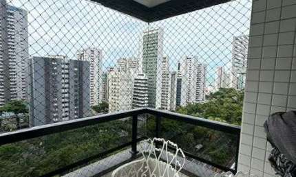 Apartamento para venda possui 150 metros quadrados com 4 quartos em Boa Viagem - Recife - PE
