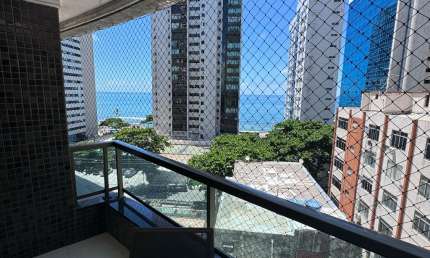 QUADRA DO MAR COM TODO CONFORTO QUE VOCÊ E SUA FAMÍLIA MERECEM