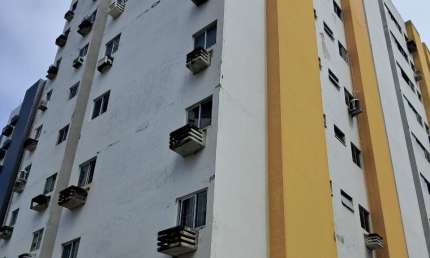 APARTAMENTO EM BOA VIAGEM COM EXCELENTE LOCALIZAÇÃO
