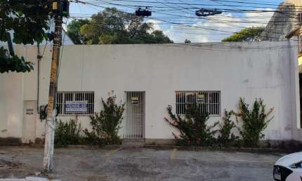 Casa Comercial em Santo Amaro | 175m² | 3 Salas | 4 Vagas