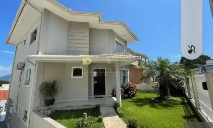 Casa com 3 Suítes, 284 m² - venda por R$ 1.500.000,00- Cidade Universitária Pedra Branca - Palhoça/