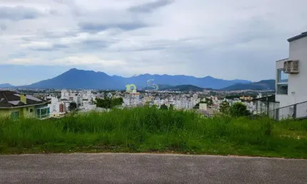 Terreno à venda com vista privilegiada! Pedra Branca, Palhoça, SC