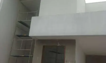 Casa condomínio fechado Alphaville Paraíba primeiro andar nascente sul