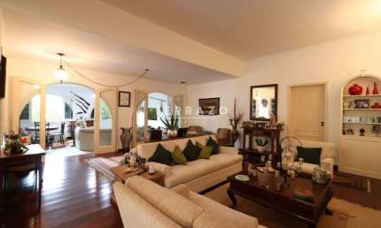 Casa à venda, 4 quartos, 1 suíte, 8 vagas, Quebra Frascos - Teresópolis/RJ