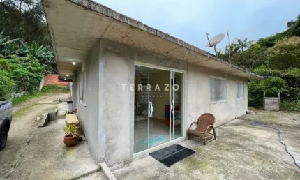 Casa à venda, 2 quartos, 4 vagas, Albuquerque - Teresópolis/RJ