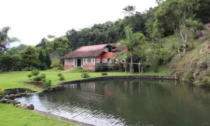 Sítio à venda, 5 quartos, 2 suítes, 5 vagas, Córrego das Pedras - Teresópolis/RJ