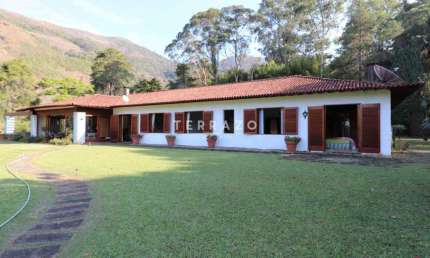 Sítio com QUATRO SUÍTES e 23.000m² de Terreno a Venda no Quebra Frascos - Teresópolis/RJ - Código 1105