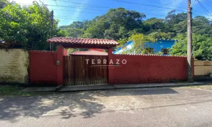 Casa à venda, 3 quartos, 1 vaga, Monte Oliveti - Guapimirim/RJ
