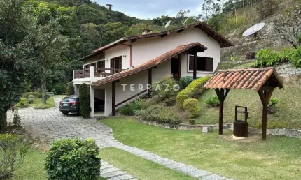 Casa à venda, 4 quartos, 1 suíte, 2 vagas, Fazenda Suiça - Teresópolis/RJ