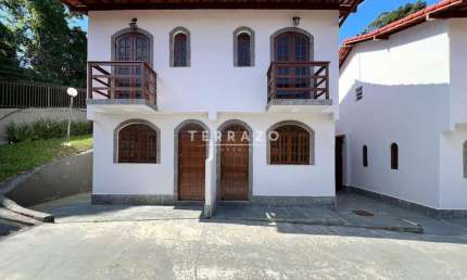 Casa em Condomínio à venda, 2 quartos, Vale do Paraíso - Teresópolis/RJ