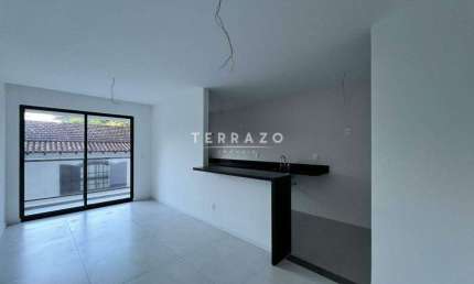 Apartamento à venda, 2 quartos, 1 suíte, 1 vaga, Várzea - Teresópolis/RJ