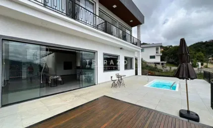 Casa em Condomínio à venda, 5 quartos, 4 suítes, 4 vagas, Barra do Imbuí - Teresópolis/RJ