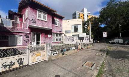 Casa à venda, 5 quartos, 1 suíte, 1 vaga, Várzea - Teresópolis/RJ