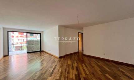 Apartamento à venda, 3 quartos, 3 suítes, 2 vagas, Agriões - Teresópolis/RJ