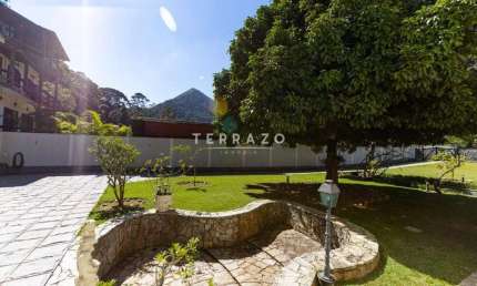 Casa em Condomínio à venda, 5 quartos, 1 suíte, 10 vagas, Comary - Teresópolis/RJ