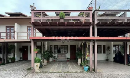 Casa em Condomínio à venda, 3 quartos, 1 suíte, 1 vaga, Panorama - Teresópolis/RJ