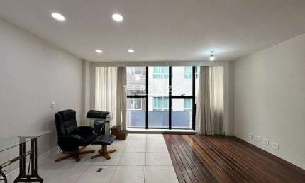 Sala Comercial para aluguel, 1 vaga, Várzea - Teresópolis/RJ