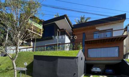 Casa em Condomínio para aluguel, 3 quartos, 1 suíte, 4 vagas, Vargem Grande - Teresópolis/RJ