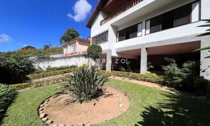 Casa à venda, 5 quartos, 2 suítes, 4 vagas, Golfe - Teresópolis/RJ