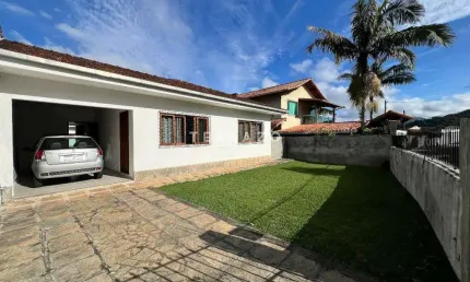 Casa à venda, 3 quartos, 2 vagas, fazendinha - teresópolis/rj