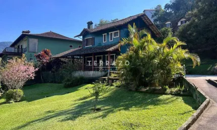 Casa à venda, 3 quartos, 1 suíte, 4 vagas, Carlos Guinle - Teresópolis/RJ