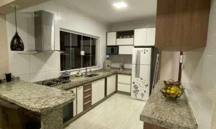 Sua Nova Casa Espera por Você! À Venda, Agende uma Visita