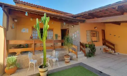 Casa Padrão Disponível para Venda - Qualidade e Estilo