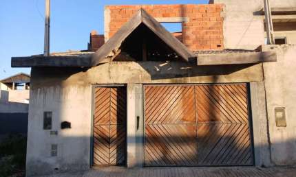Sobrado em Construção à Venda: Realize o Sonho da Casa Própria!