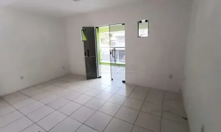 Sobrado à Venda e Locação no Jardim São Judas Tadeu em São José dos Campos!
