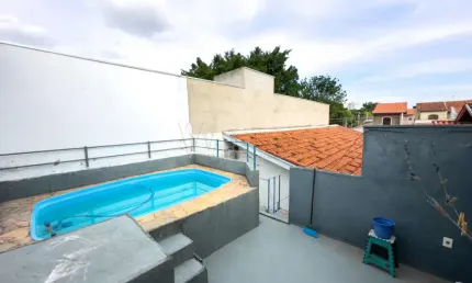 Casa Térrea à Venda no Jardim Satélite - São José dos Campos/SP
