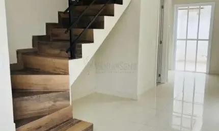 Sobrado em Condomínio Fechado à Venda - Jardim Santa Inês III - SJC