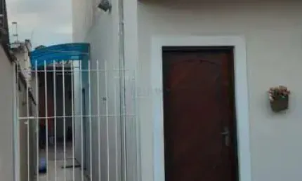 Venda de casa no bairro Prainha, em Caraguatatuba/SP.