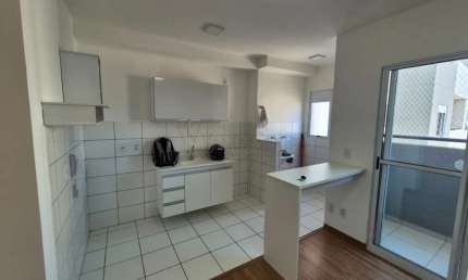 Excelente apartamento para locação no Jardim Colinas do Paratehy