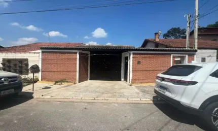 Seu Novo Lar Está Aqui! Casa à Venda - Agende Sua Visita!