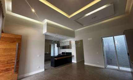 Casa térrea à venda no Condomínio Ondas Do Piracicaba com 168m² | 3 suítes e 4 vagas de garagem.