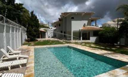 Sobrado à venda no Condomínio Terras de Piracicaba IV com 335 m² | 4 suítes com varanda, sendo 1 suíte master com closet e hidro e 6 vagas de garagem.