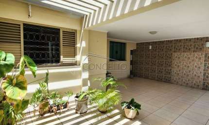 Casa térrea à venda no bairro Vila Independência com 125,47 m² | 3 dormitórios e 2 vagas de garagem cobertas.