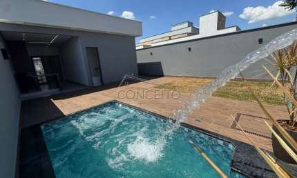 Casa térrea recém construída à venda no Condomínio Residencial Ágape com 151,83 m² | 3 dormitórios, sendo 1 suíte e 2 vagas de garagem.