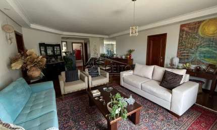 Apartamento à venda no Edifício São Conrado com 167m² | 2 dormitórios sendo 1 suíte master e 2 vagas de garagem.