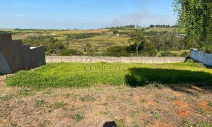 Terreno à venda no condomínio Vivenda do Sol em Rio Das Pedras, com 1000m² de área total.
