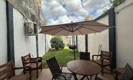Casa comercial à venda no bairro Alto com 186 m² | 3 dormitórios e 4 vagas de garagem.