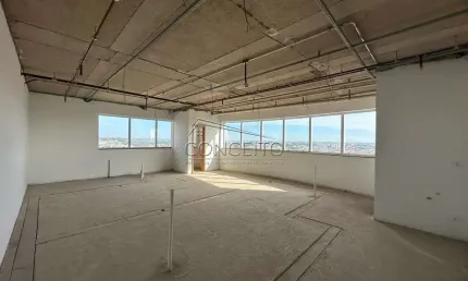 Sala comercial à venda no Edifício Mario José Ronsini com 65 m² | Sala, dois banheiros e vaga de garagem.