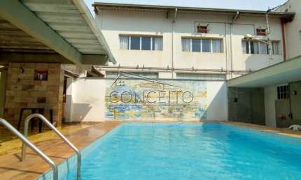 Sobrado à venda no centro de Piracicaba com 399 m² | 3 dormitórios, área gourmet e edícula